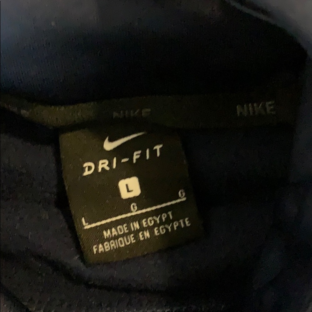 Nike Dri Fit Pullover Hoodie - Picture 2 of 3